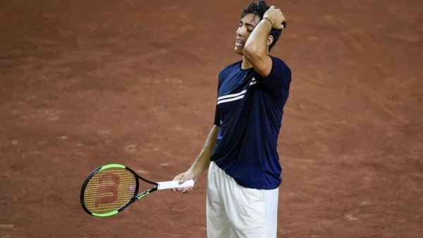 Чилийский теннисист Гарин одержал первую в карьере победу на турнирах ATP
